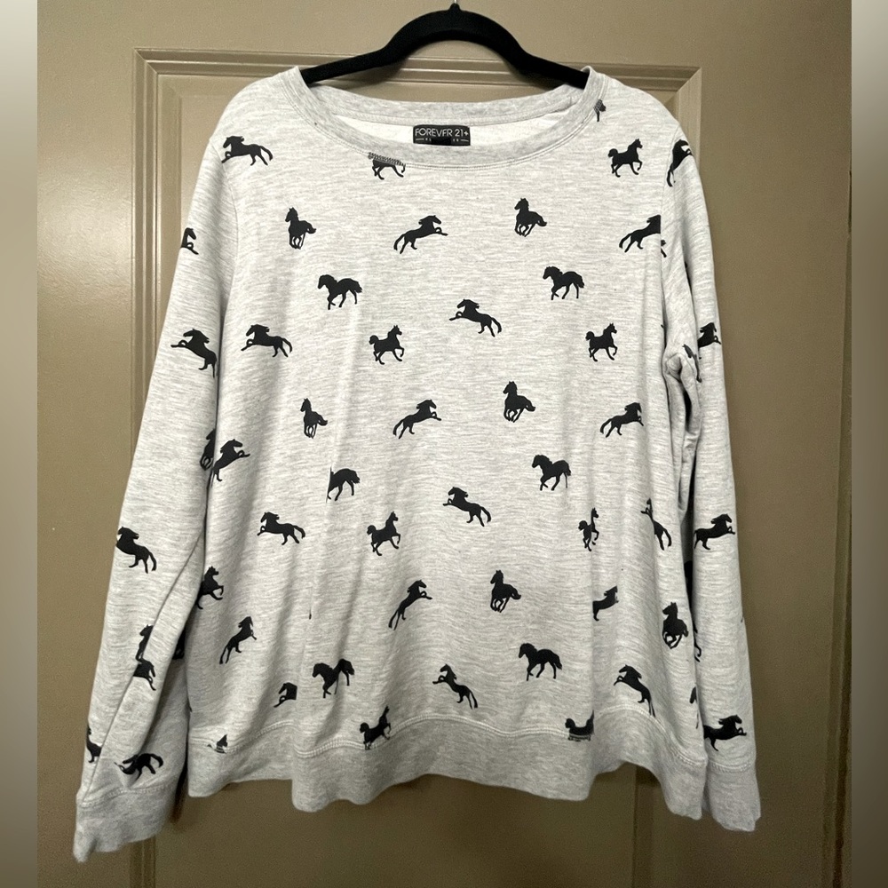 Grey Horse Crewneck